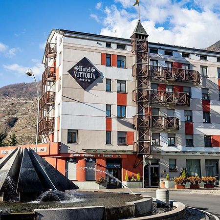 Hotel Vittoria Sondrio Exterior foto