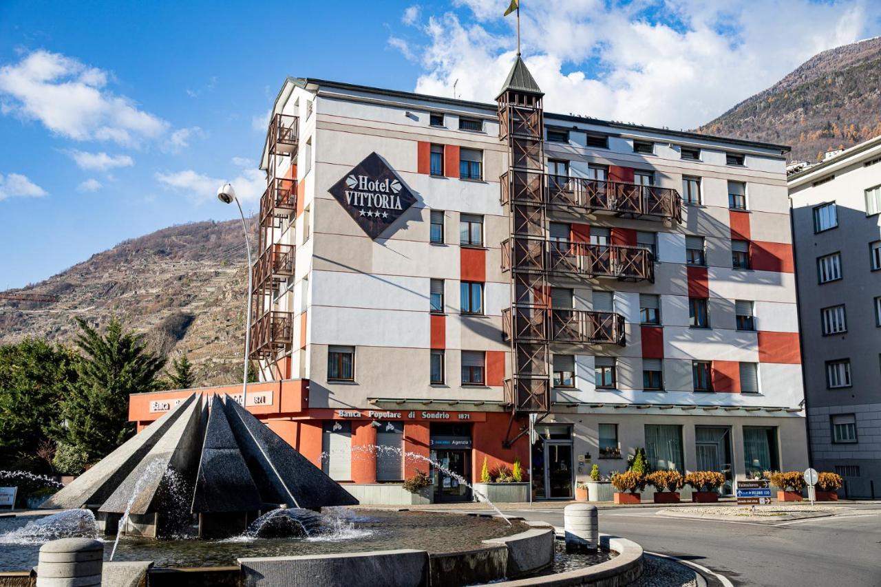 Hotel Vittoria Sondrio Exterior foto